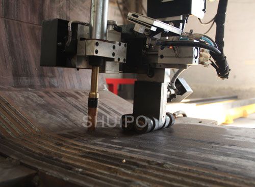 水平焊接仿形机构 水平焊接仿形机构