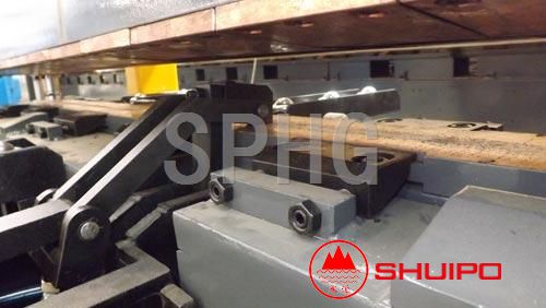 平板机焊接对中装置 平板机焊接对中装置