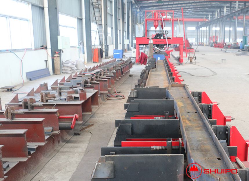 纵梁焊接 纵梁焊接