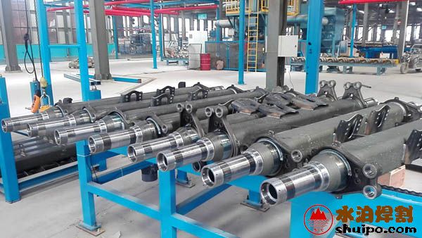 车桥底板、附件焊接效果 车桥底板、附件焊接效果