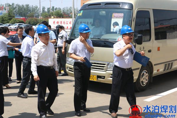 侯典峰、王力舟来zoty中欧体育焊割 侯典峰、王力舟来zoty中欧体育焊割