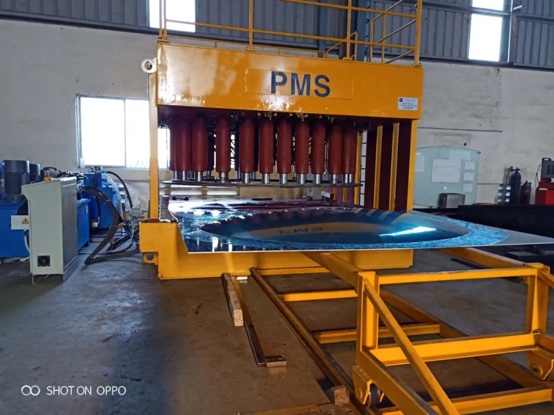 SHUIPO罐车封头成型机—涨形机 SHUIPO罐车封头成型机—涨形机