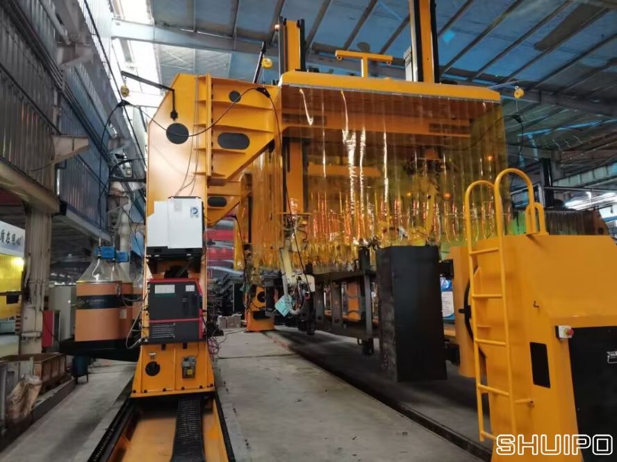 车架焊接机器人焊接工作站2 车架焊接机器人焊接工作站2