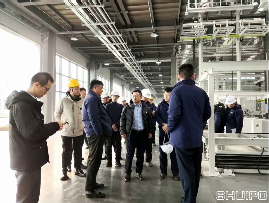 中联重科总公司到重庆视察zoty中欧体育生产线18 中联重科总公司到重庆视察zoty中欧体育生产线18