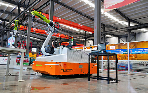 移动焊接机器人